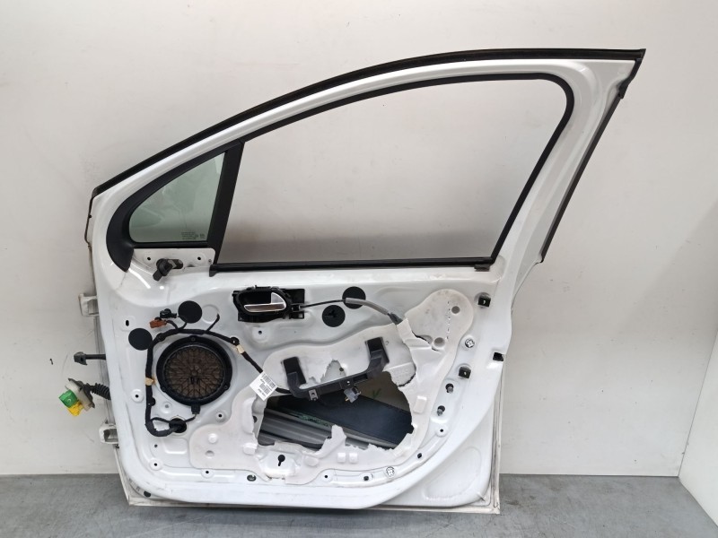 Recambio de puerta delantera derecha para peugeot 208 i (ca_, cc_) 1.2 vti 82 referencia OEM IAM   