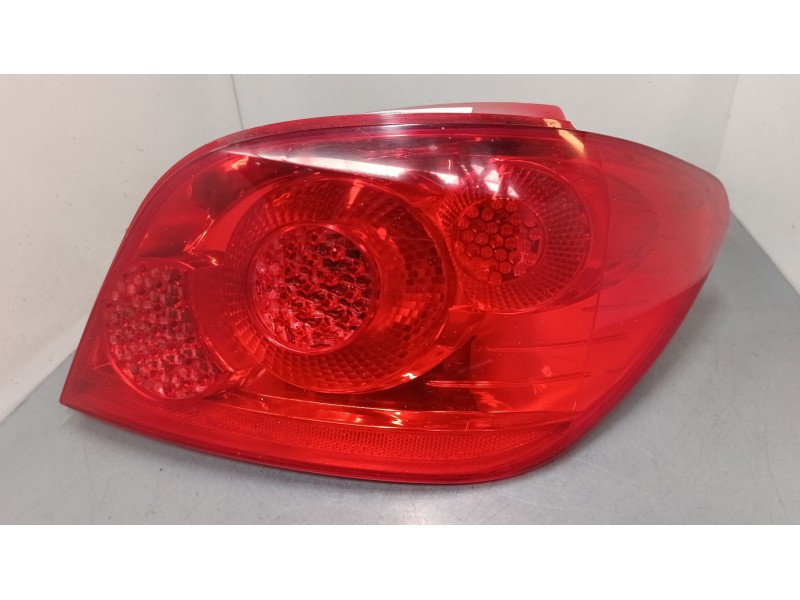 Recambio de piloto trasero derecho para peugeot 307 (3a/c) 1.4 16v referencia OEM IAM 557674B  