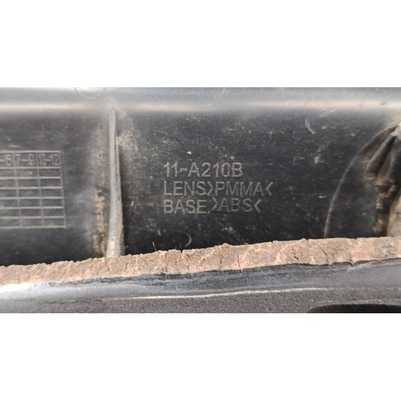 Recambio de piloto trasero izquierdo para volkswagen passat b5.5 variant (3b6) 1.9 tdi referencia OEM IAM 11A210B  