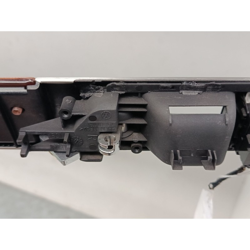 Recambio de maneta interior puerta delantera derecha para volkswagen touareg (7la, 7l6, 7l7) 5.0 v10 tdi referencia OEM IAM 7L68