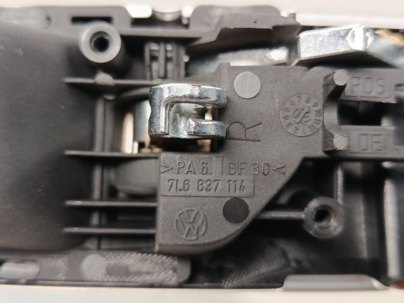 Recambio de maneta interior puerta delantera derecha para volkswagen touareg (7la, 7l6, 7l7) 5.0 v10 tdi referencia OEM IAM 7L68