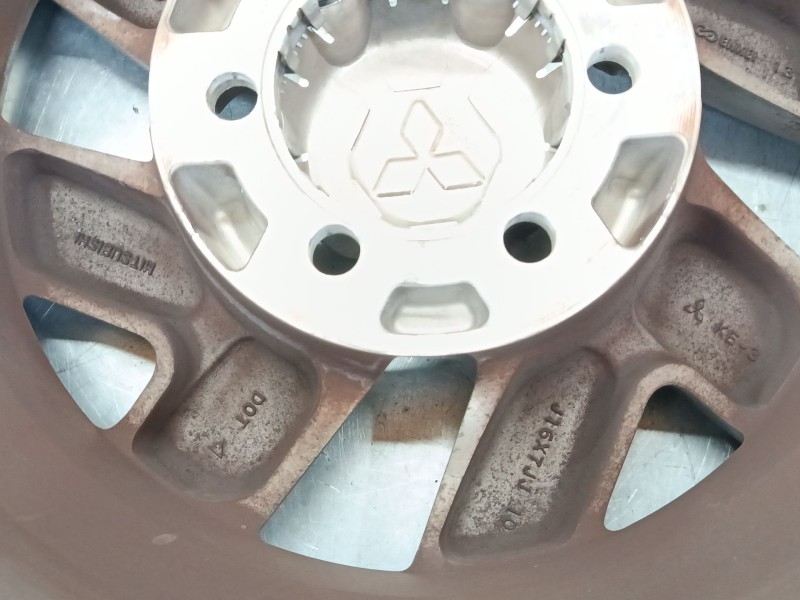 Recambio de llanta aluminio 16´´ para mitsubishi montero sport i (k7_, k9_) 2.5 td (k94w, k74t) referencia OEM IAM MR519997 MB81