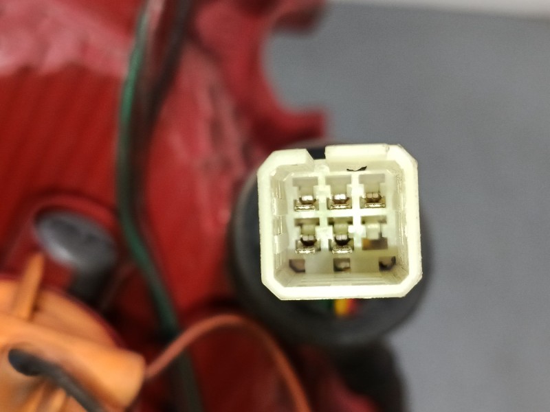 Recambio de piloto trasero derecho para suzuki swift iii (mz, ez) 1.3 ddis (rs 413d) referencia OEM IAM 5696S1R  