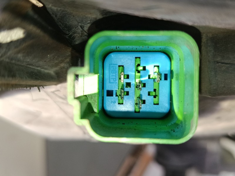 Recambio de faro derecho para ford ka (rb_) 1.3 i referencia OEM IAM 97KG13005AP 67724920 