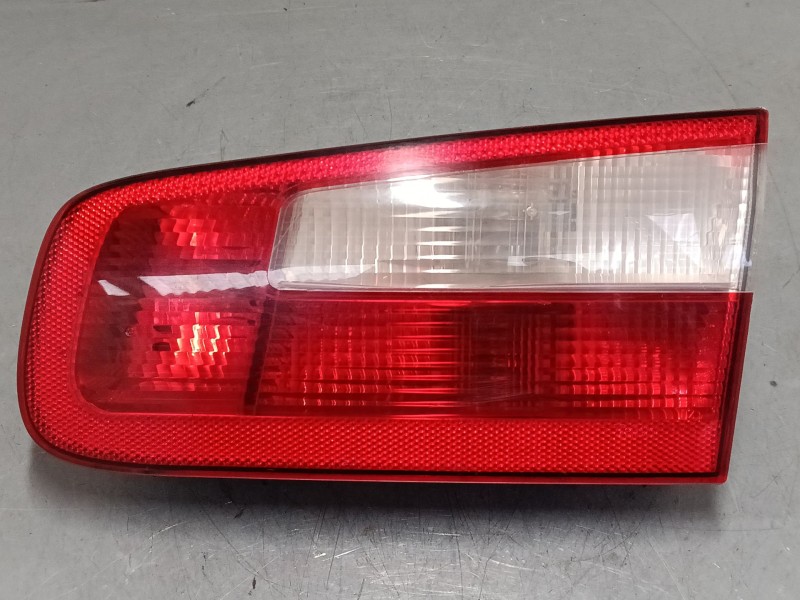 Recambio de piloto trasero porton derecho para renault laguna ii (bg0/1_) 1.9 dci (bg08, bg0g) referencia OEM IAM 8200002476  