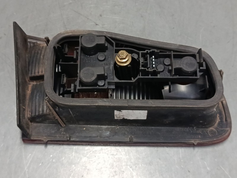 Recambio de piloto trasero porton derecho para renault laguna ii (bg0/1_) 1.9 dci (bg08, bg0g) referencia OEM IAM 8200002476  