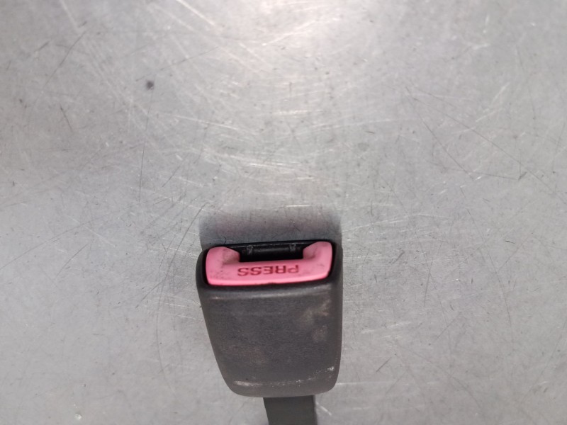 Recambio de anclaje cinturon delantero derecho para suzuki sx4 (ey, gy) 1.9 ddis (rw 419d) referencia OEM IAM   
