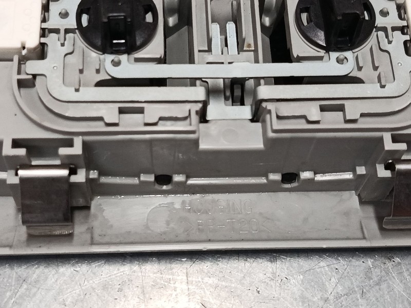 Recambio de luz interior delantera para suzuki sx4 (ey, gy) 1.9 ddis (rw 419d) referencia OEM IAM   