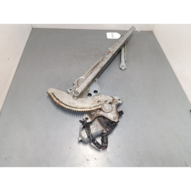 Recambio de elevalunas electrico delantero izquierdo para suzuki sx4 (ey, gy) 1.9 ddis (rw 419d) referencia OEM IAM   