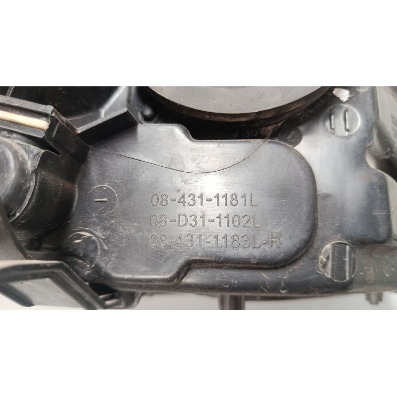 Recambio de faro izquierdo para ford focus ii turnier (da_, ffs, ds) 1.6 tdci referencia OEM IAM 084311181L  