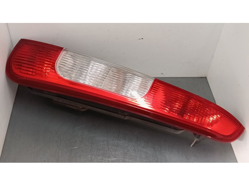Recambio de piloto trasero derecho para ford focus c-max (dm2) 1.6 tdci referencia OEM IAM 3M5113N411  