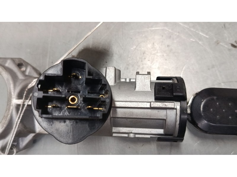 Recambio de clausor para fiat ducato autobús (250_) 130 multijet 2,3 d referencia OEM IAM 01099001  