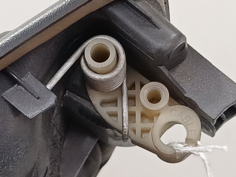 Recambio de maneta interior puerta delantera izquierda para opel vivaro a furgoneta (x83) 1.9 dti (f7) referencia OEM IAM 820002