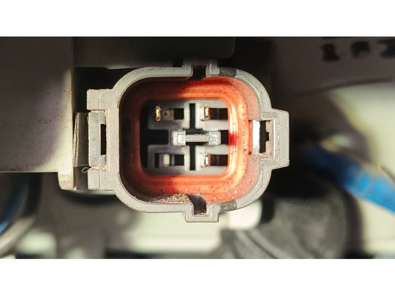 Recambio de intermitente delantero izquierdo para isuzu nkr77 referencia OEM IAM 21021502  