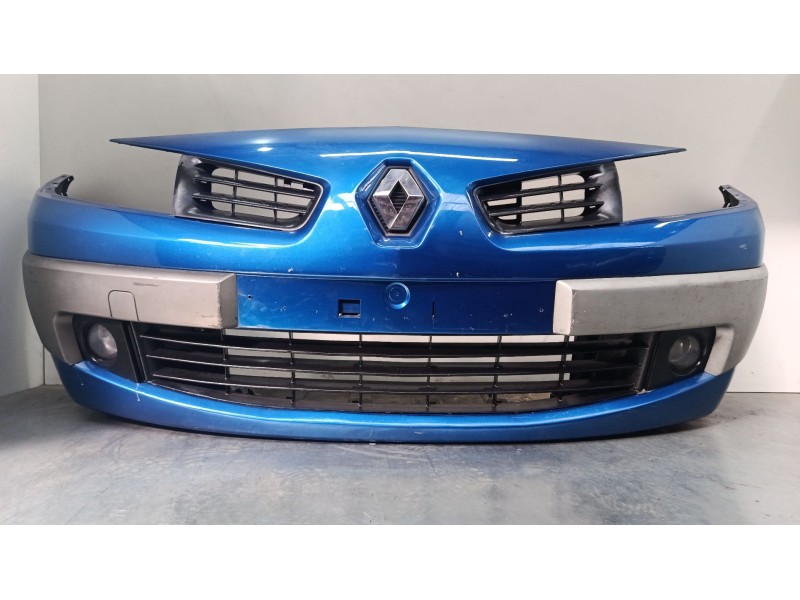 Recambio de paragolpes delantero para renault megane ii (bm0/1_, cm0/1_) 1.9 dci (bm0g, cm0g) referencia OEM IAM   