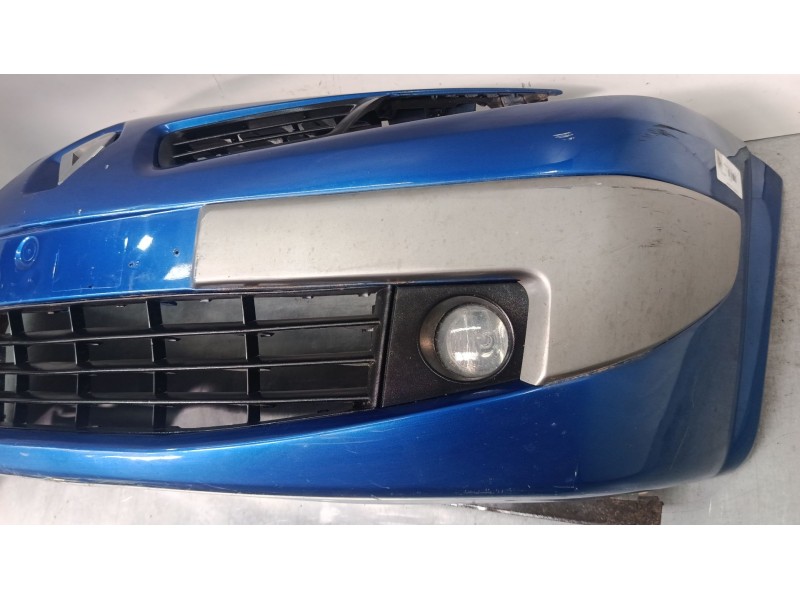 Recambio de paragolpes delantero para renault megane ii (bm0/1_, cm0/1_) 1.9 dci (bm0g, cm0g) referencia OEM IAM   