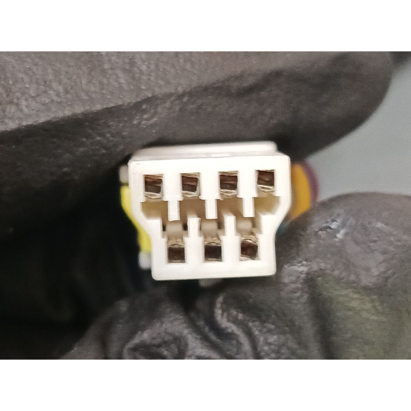 Recambio de retrovisor electrico izquierdo para mitsubishi montero sport i (k7_, k9_) 2.5 td (k94w, k74t) referencia OEM IAM   