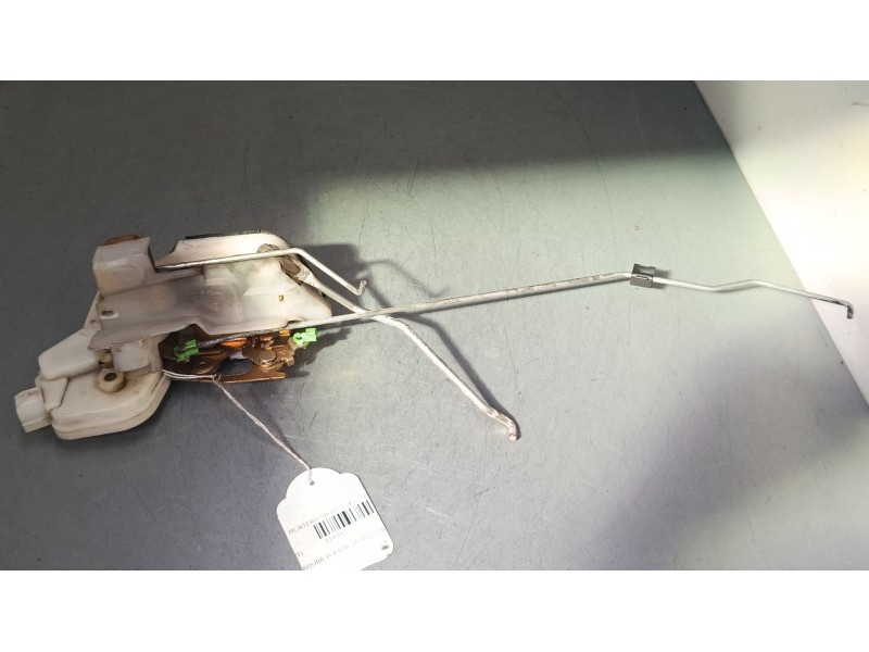 Recambio de cerradura puerta delantera derecha para mitsubishi montero sport i (k7_, k9_) 2.5 td (k94w, k74t) referencia OEM IAM