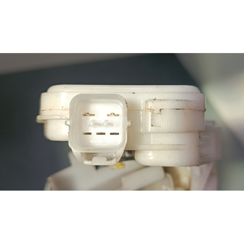 Recambio de cerradura puerta delantera derecha para mitsubishi montero sport i (k7_, k9_) 2.5 td (k94w, k74t) referencia OEM IAM