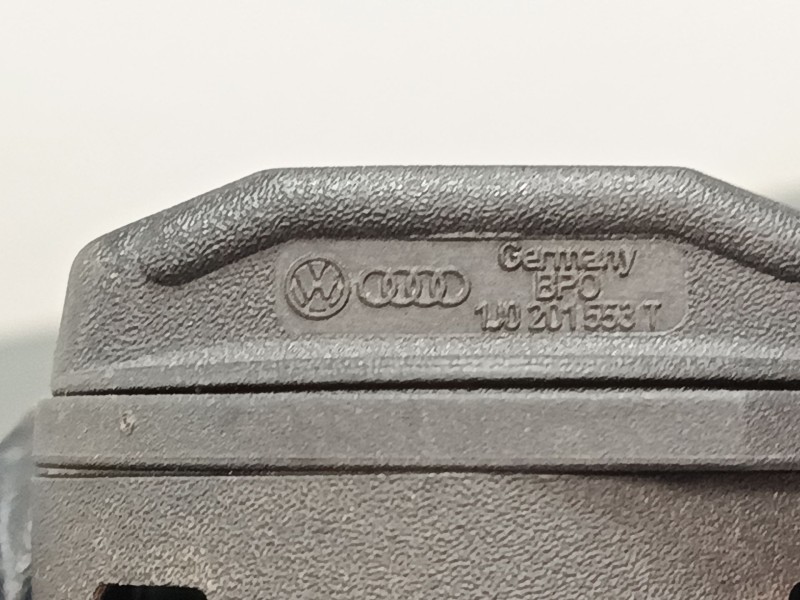 Recambio de tapon combustible para volkswagen touareg (7la, 7l6, 7l7) 5.0 v10 tdi referencia OEM IAM 1j0201553T  