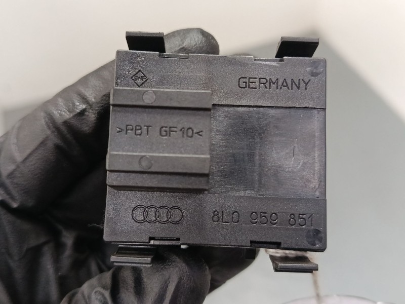 Recambio de mando elevalunas delantero izquierdo para audi a3 (8l1) 1.9 tdi referencia OEM IAM   