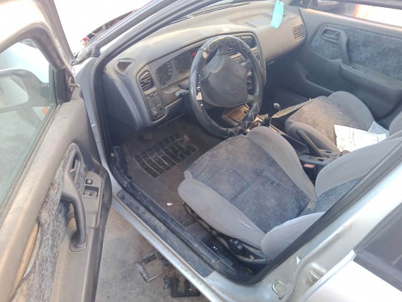 nissan primera (p11) del año 1998
