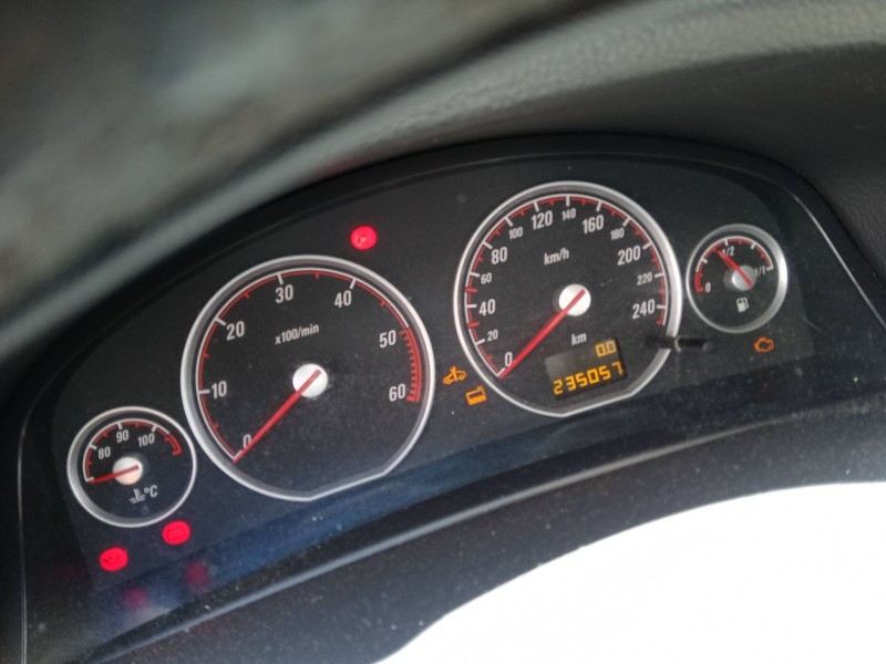 opel vectra c gts (z02) del año 2007