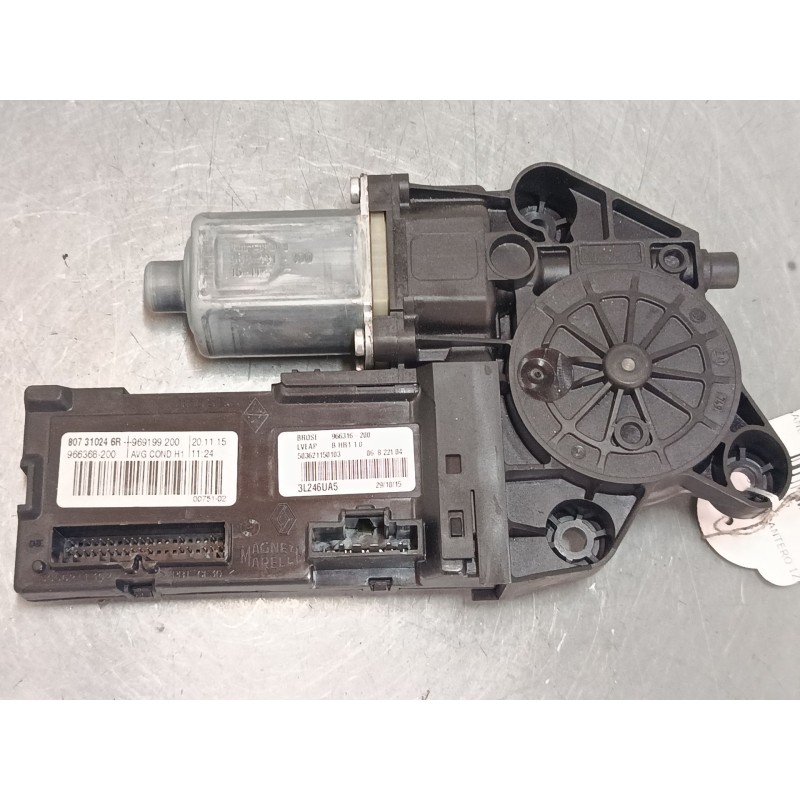 Recambio de motor elevaluna delantero izquierdo para renault megane iii hatchback (bz0/1_, b3_) 1.2 tce (bz2b, bz11) referencia 