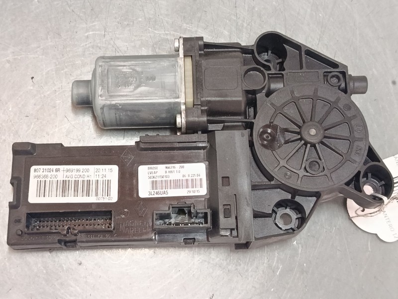 Recambio de motor elevaluna delantero izquierdo para renault megane iii hatchback (bz0/1_, b3_) 1.2 tce (bz2b, bz11) referencia 