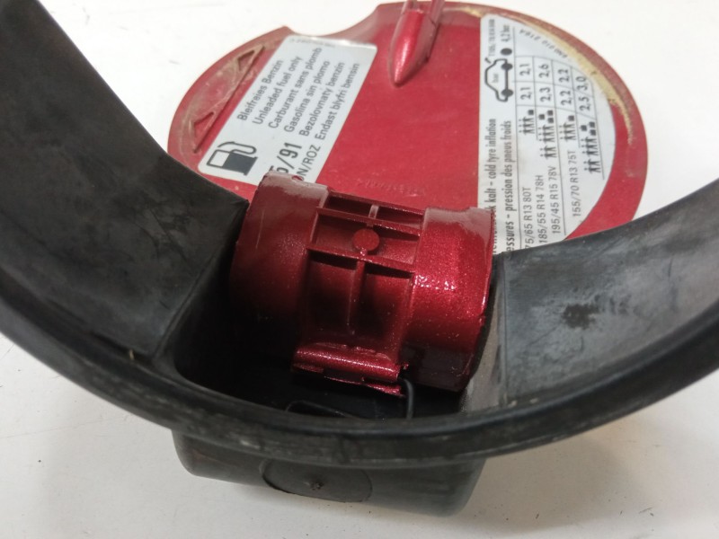 Recambio de tapa exterior combustible para volkswagen polo iii (6n1) 60 1.4 referencia OEM IAM   
