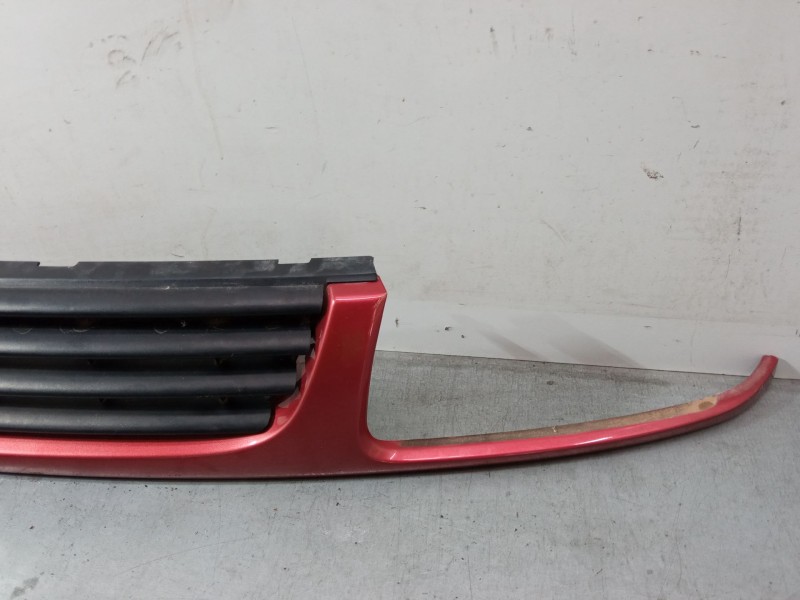 Recambio de rejillas capo para volkswagen polo iii (6n1) 60 1.4 referencia OEM IAM   