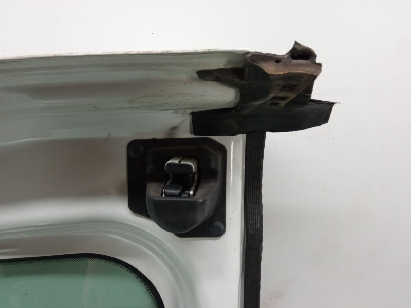 Recambio de porton trasero derecho para fiat doblo caja/chasis (263_) 1.3 d multijet referencia OEM IAM   