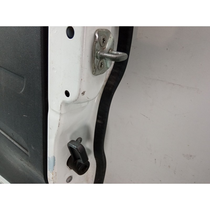 Recambio de porton trasero derecho para fiat doblo caja/chasis (263_) 1.3 d multijet referencia OEM IAM   