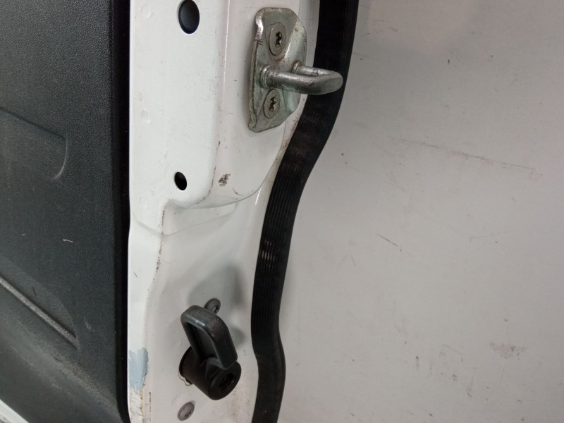Recambio de porton trasero derecho para fiat doblo caja/chasis (263_) 1.3 d multijet referencia OEM IAM   