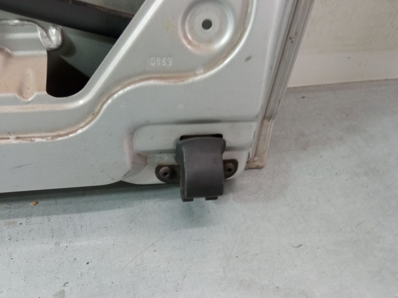 Recambio de porton trasero derecho para opel combo tour 1.6 referencia OEM IAM   