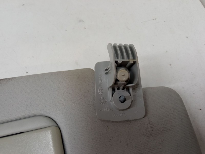 Recambio de parasol derecho para volkswagen polo iii (6n1) 60 1.4 referencia OEM IAM   