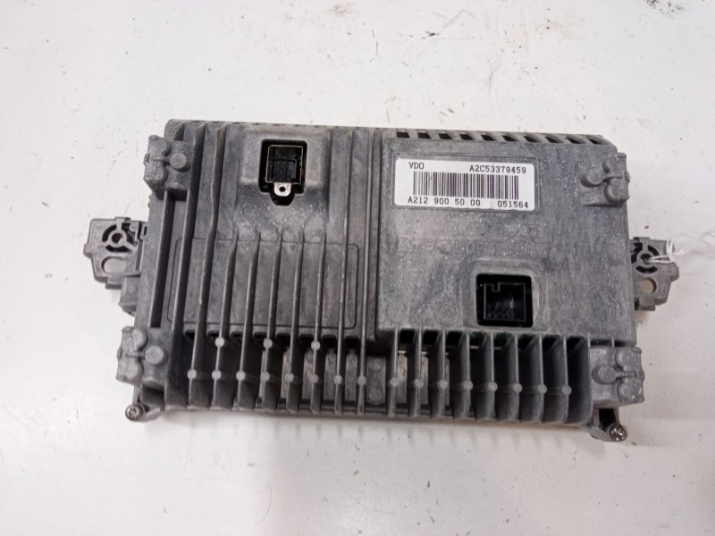 Recambio de pantalla multifuncion para mercedes-benz clase e (w212) e 350 cgi (212.057) referencia OEM IAM A2129005000  