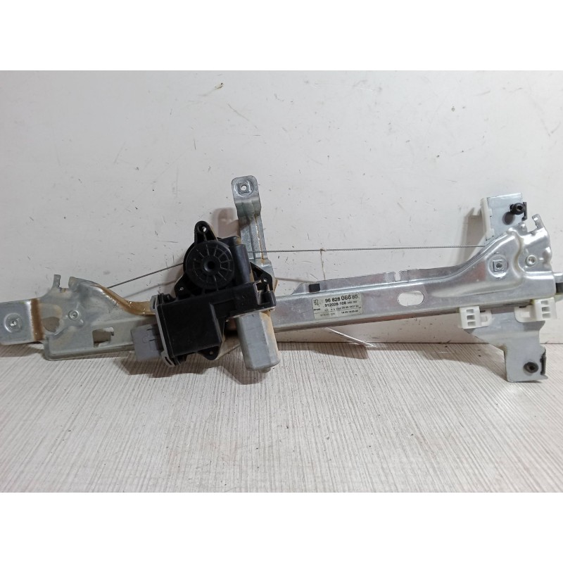 Recambio de elevalunas electrico trasero derecho para peugeot 3008 suv (mc_, mr_, mj_, m4_) 1.6 bluehdi 120 referencia OEM IAM 9