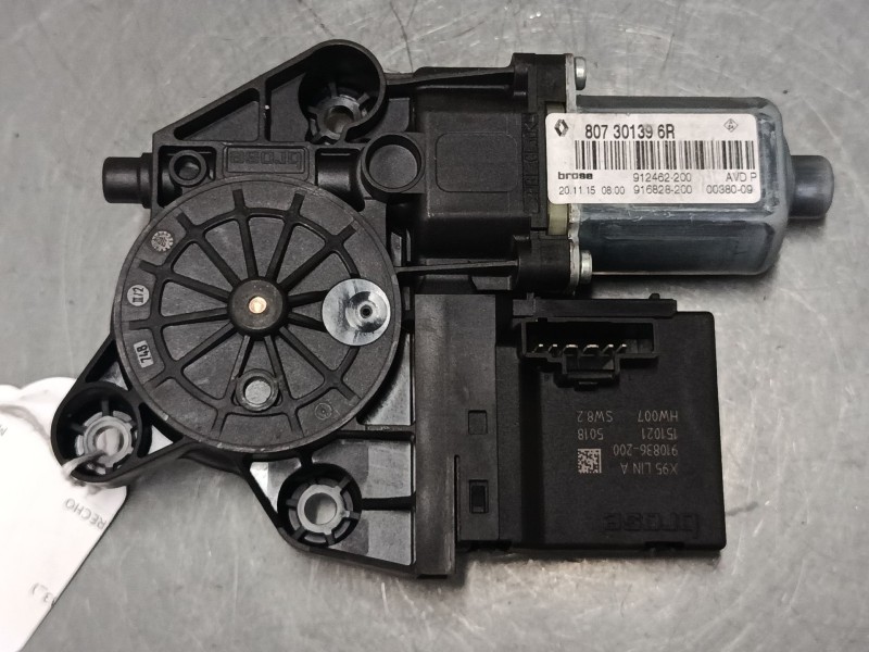 Recambio de motor elevaluna delantero derecho para renault megane iii hatchback (bz0/1_, b3_) 1.2 tce (bz2b, bz11) referencia OE