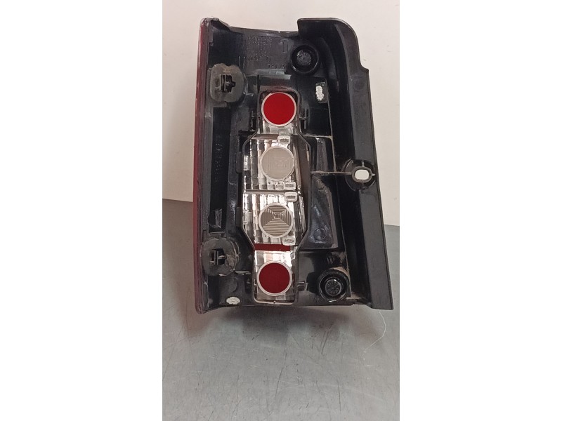 Recambio de piloto trasero derecho para peugeot partner monospace (5_, g_) 1.9 d referencia OEM IAM 085521924RB  