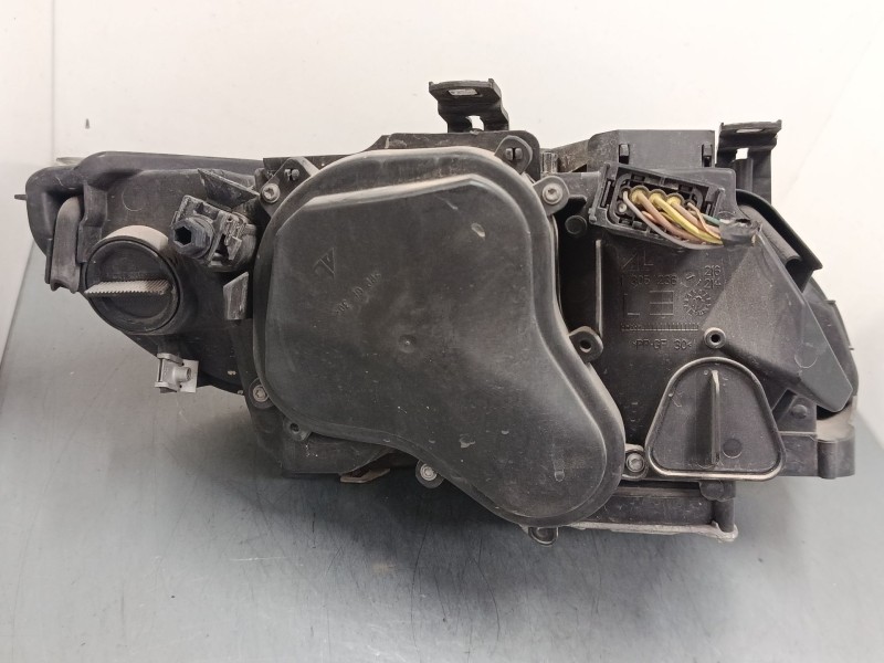 Recambio de faro izquierdo xenon para bmw 3 coupé (e92) 320 d xdrive referencia OEM IAM 716212913 0301230671 