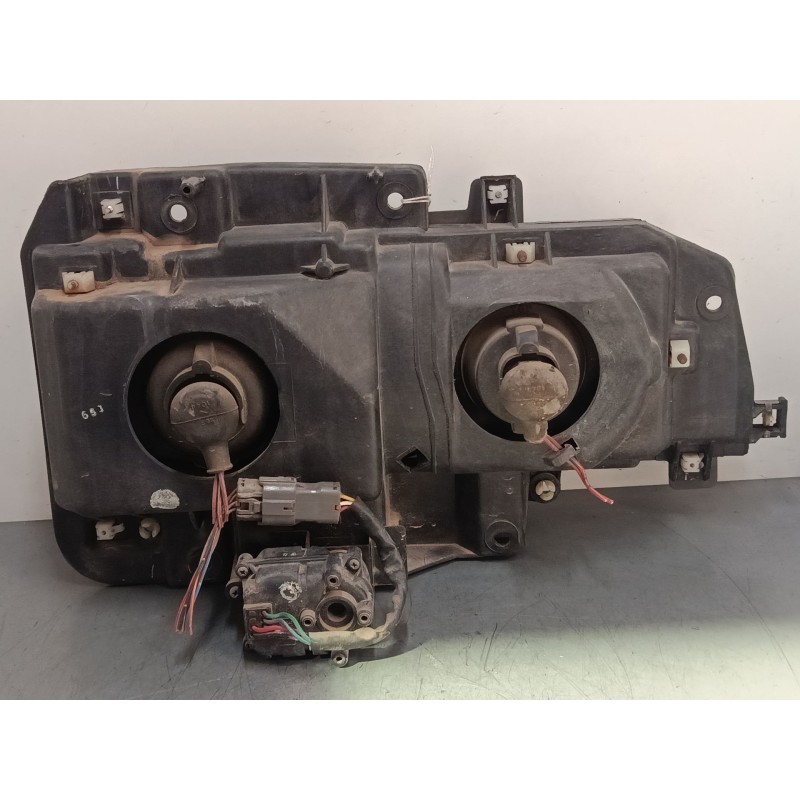 Recambio de faro izquierdo para isuzu isuzu nkr 55 ea (2490mm) manual camion caja cerrada referencia OEM IAM 11021512  