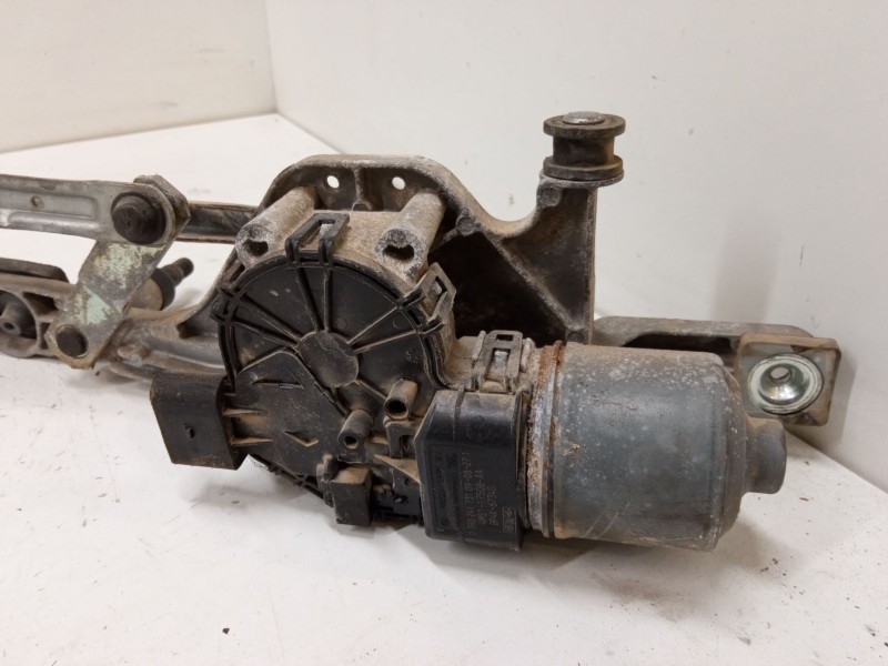 Recambio de motor limpia delantero para ford focus ii (da_, hcp, dp) 1.6 tdci referencia OEM IAM 4M5117508AA  