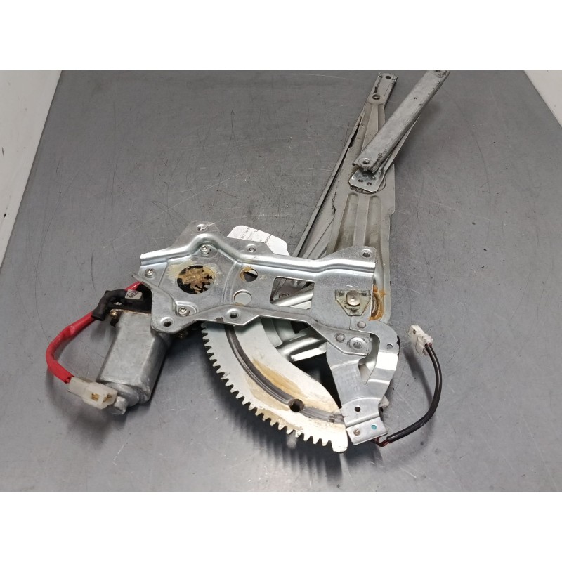 Recambio de elevalunas electrico delantero derecho para mitsubishi montero sport i (k7_, k9_) 2.5 td (k94w, k74t) referencia OEM