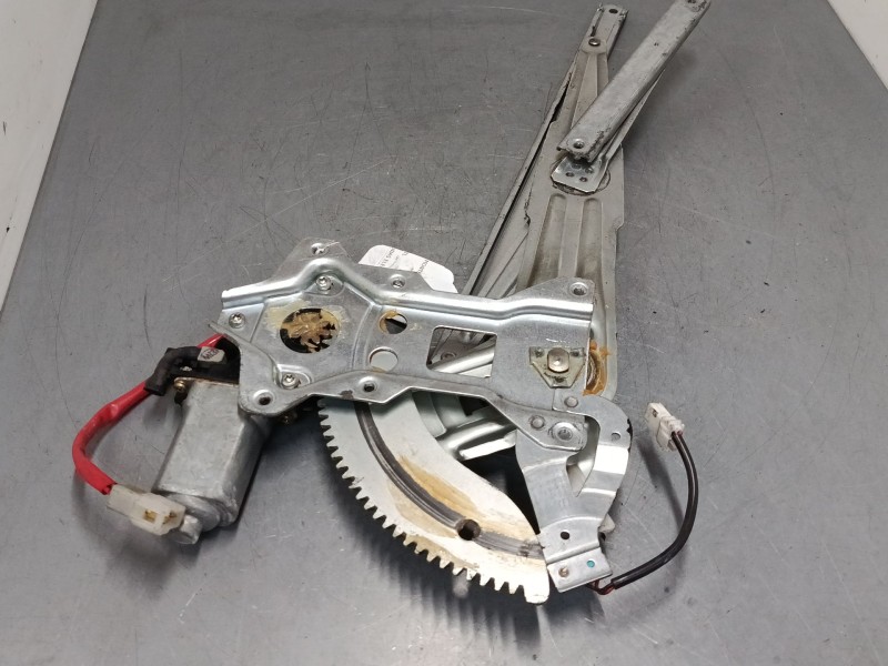 Recambio de elevalunas electrico delantero derecho para mitsubishi montero sport i (k7_, k9_) 2.5 td (k94w, k74t) referencia OEM