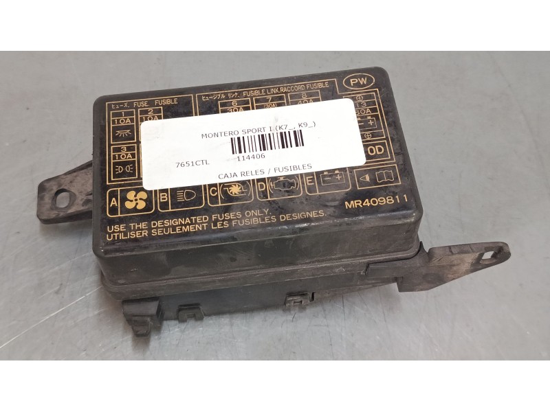 Recambio de caja reles / fusibles para mitsubishi montero sport i (k7_, k9_) 2.5 td (k94w, k74t) referencia OEM IAM MR409811  
