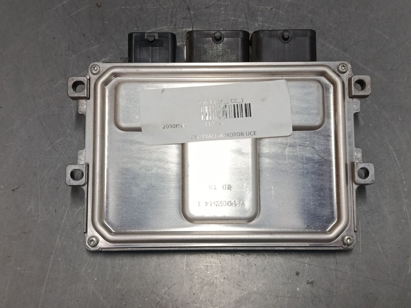 Recambio de centralita motor uce para peugeot 208 i (ca_, cc_) 1.2 vti 82 referencia OEM IAM 9805895780 V29035181A 