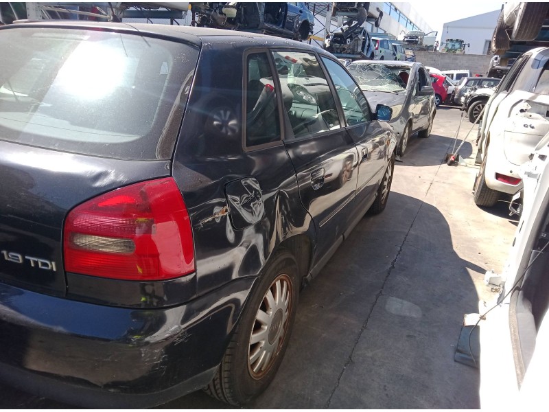 audi a3 (8l1) del año 2001