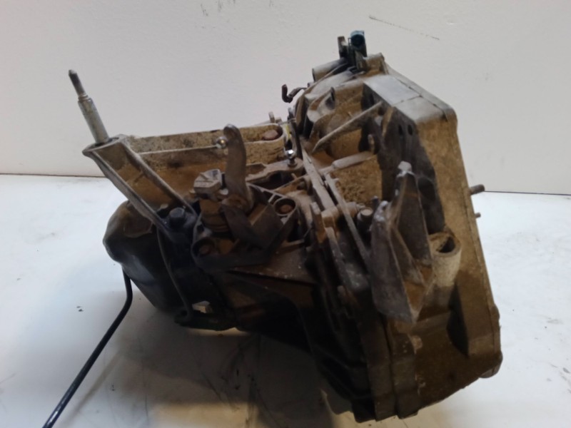 Recambio de caja de cambios manual 5 velocidades para renault megane ii (bm0/1_, cm0/1_) 1.6 16v (bm0c, cm0c) referencia OEM IAM