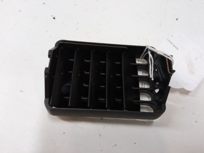 Recambio de aireador central derecho para volkswagen polo iii (6n1) 60 1.4 referencia OEM IAM   